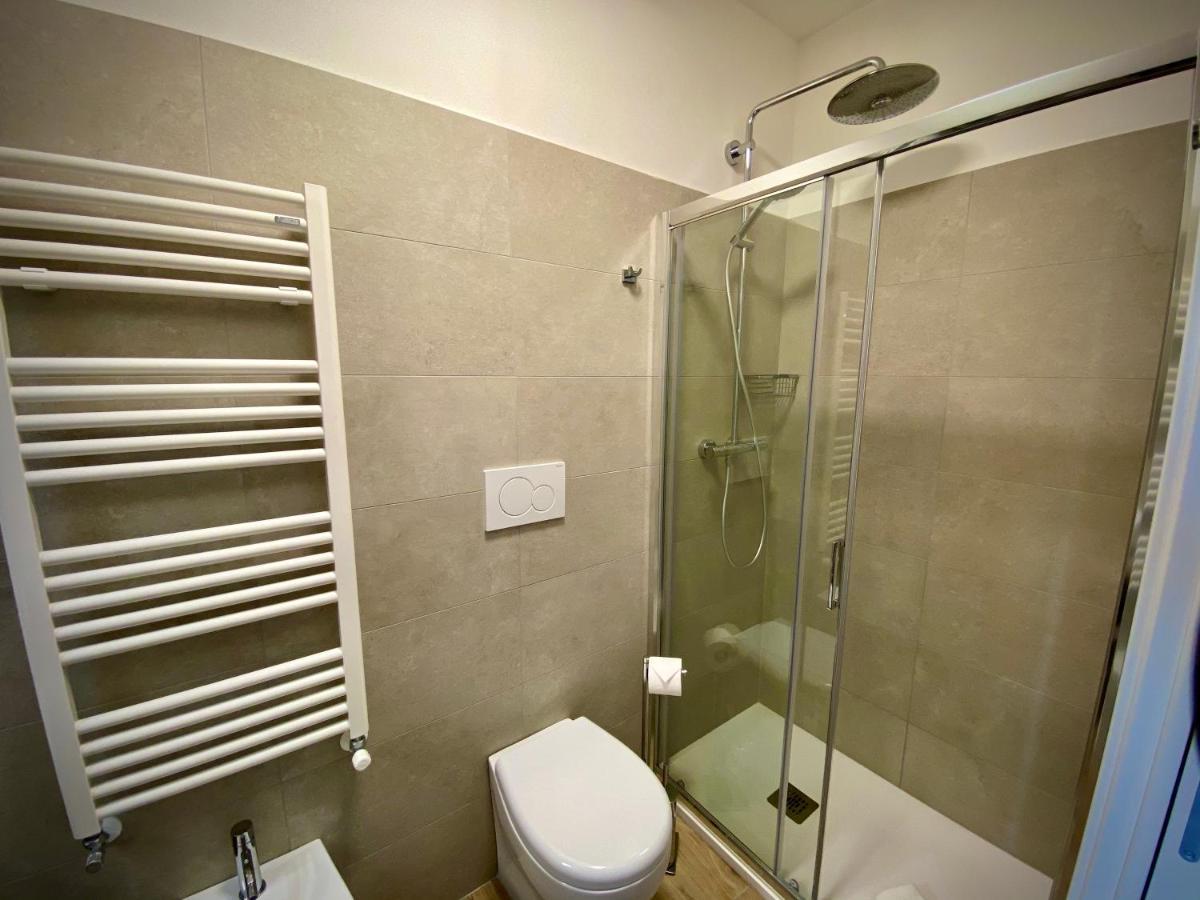 Five Flowers Guest House Trieste Ngoại thất bức ảnh