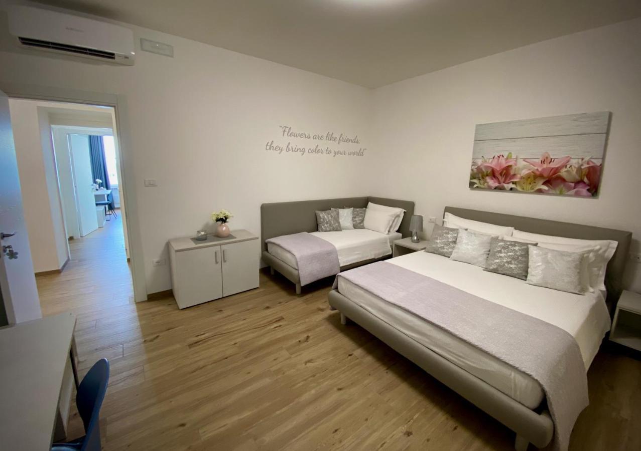Five Flowers Guest House Trieste Ngoại thất bức ảnh