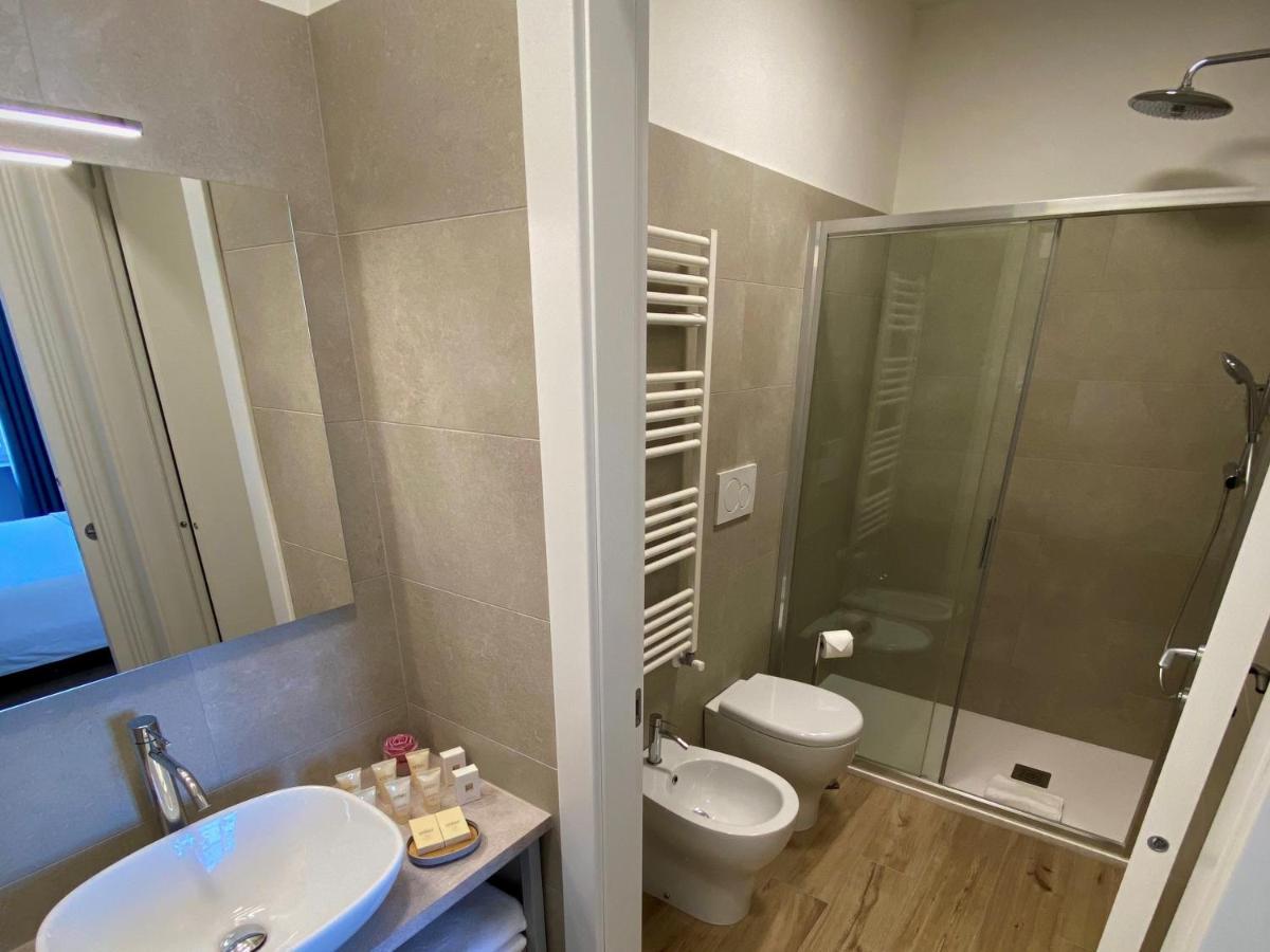 Five Flowers Guest House Trieste Ngoại thất bức ảnh